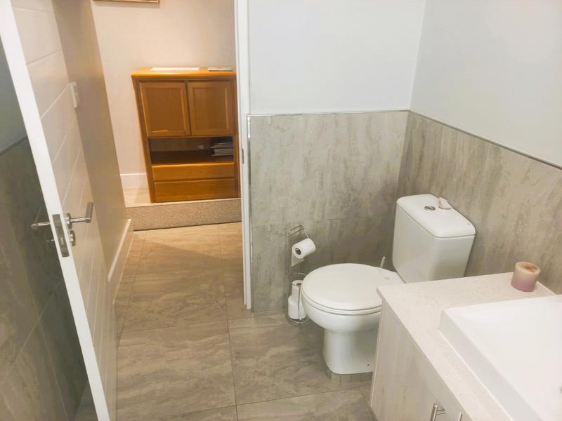 3 Bedroom Property for Sale in Somerset West Western Cape